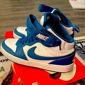 Nike court borough mid 2 (gs)